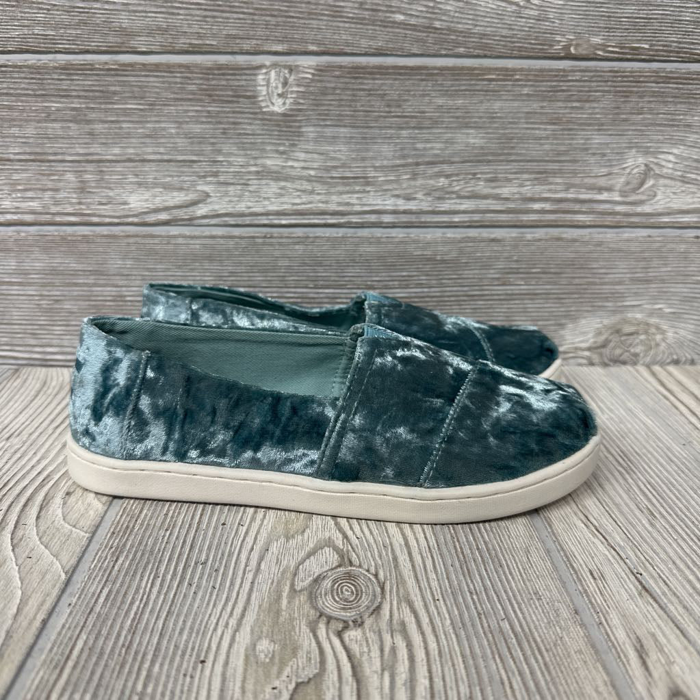 NEW Frost Velvet Shoes