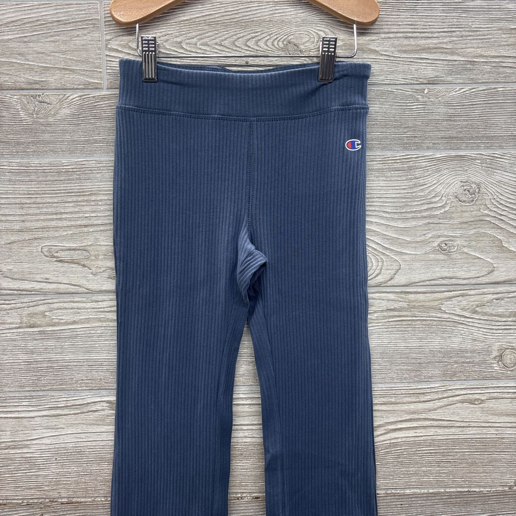 Crewneck 19 & Ribbed Pants 10