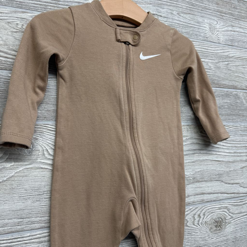 Sleeper Swoosh 6M