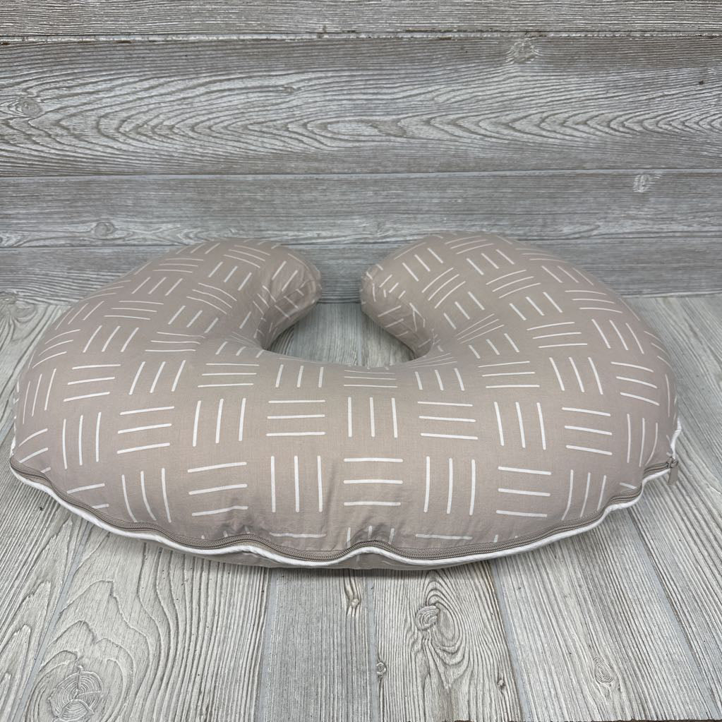 Nursing Pillow Lines
