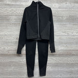 Textured Jacket, Crop Tank & Leggings 12