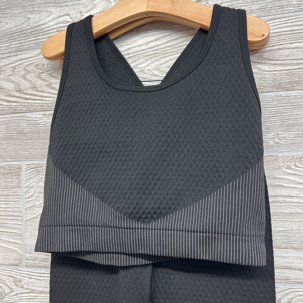 Textured Jacket, Crop Tank & Leggings 12
