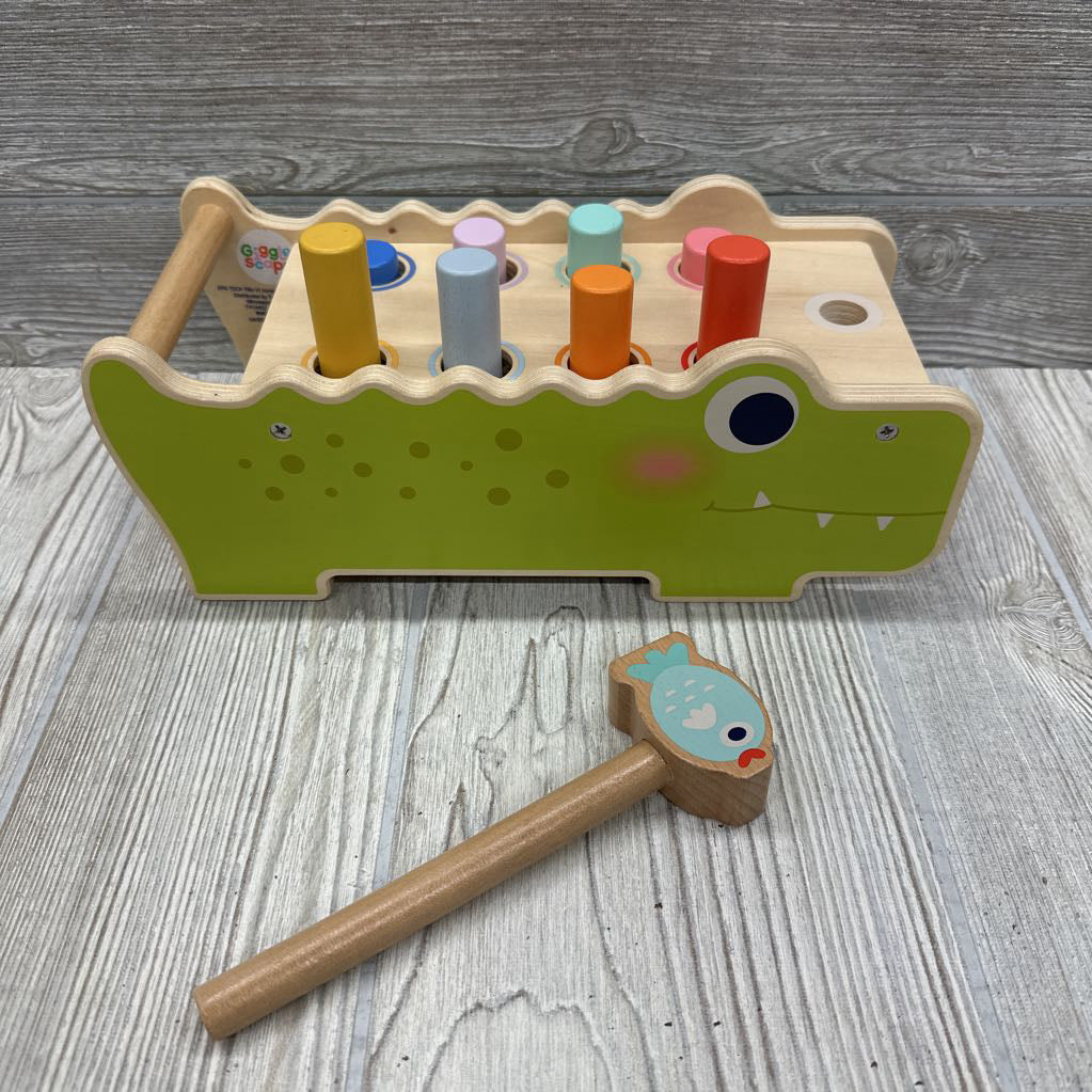 Alligator Pounding Bench